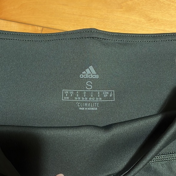 adidas biker shorts - Picture 3 of 3